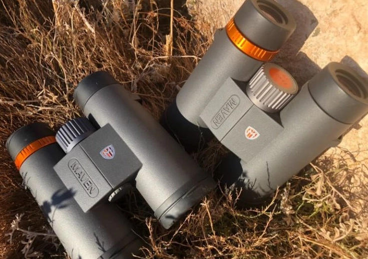 8x42 vs 10x42 binoculars