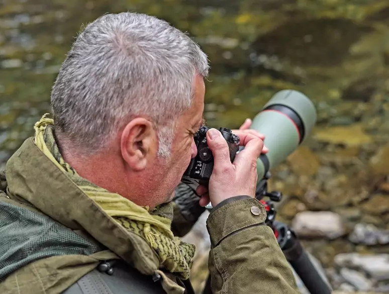 digiscoping vs telephoto lens